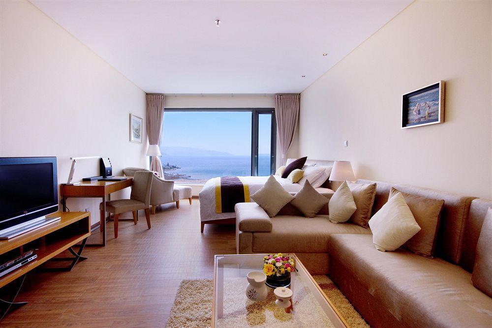 Angsana Fuxian Lake Chengjiang  Room photo