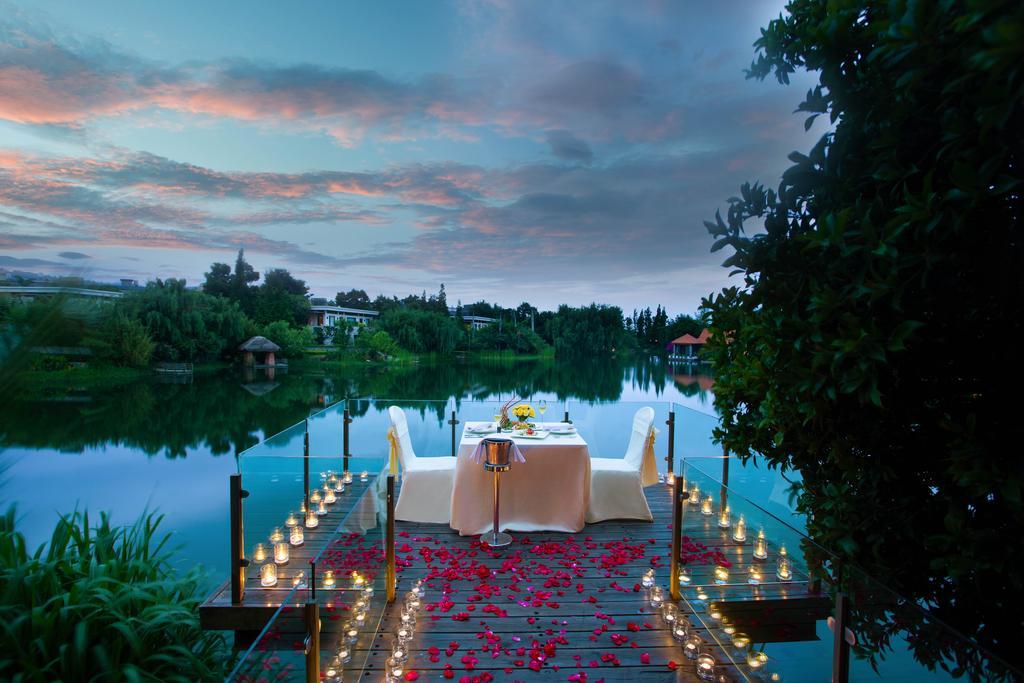 Angsana Fuxian Lake Chengjiang  Exterior photo